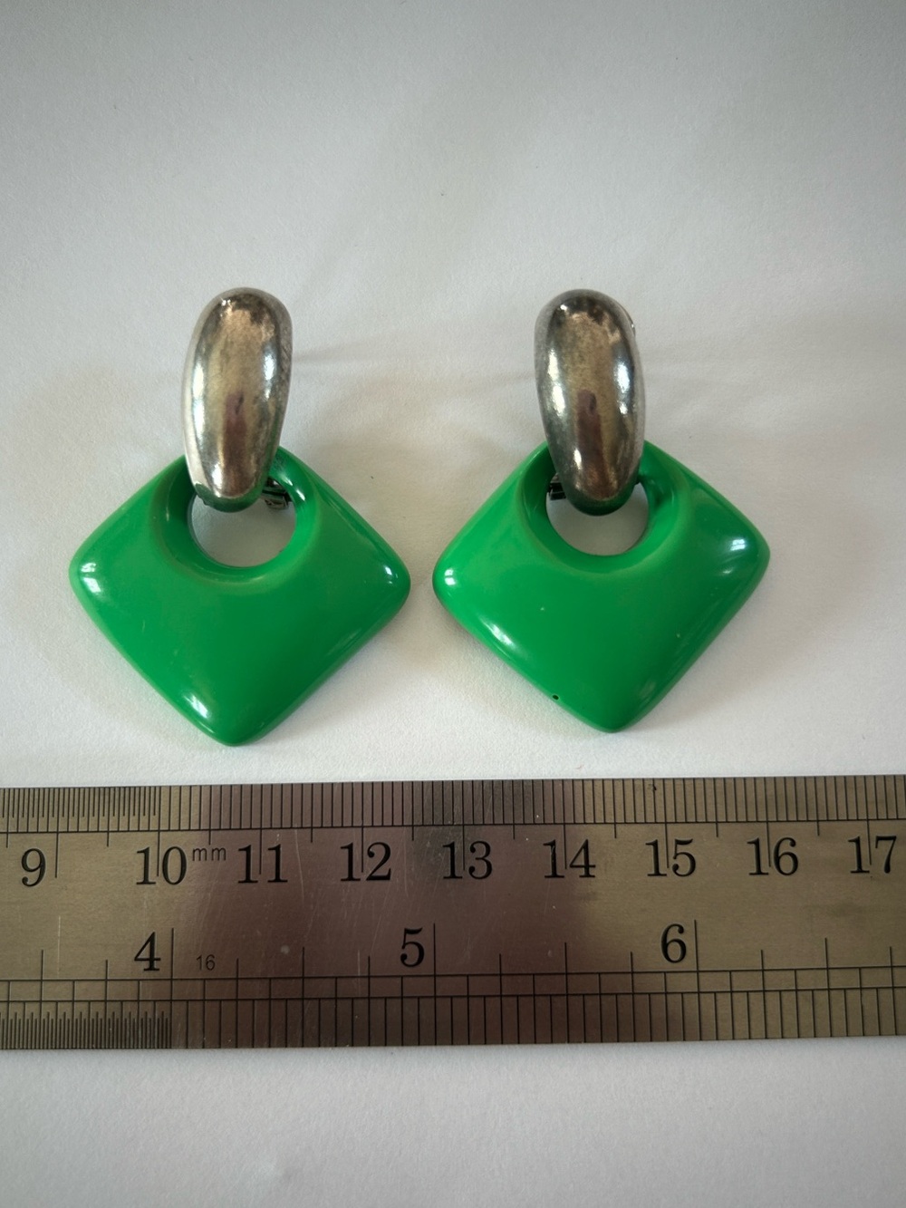 Door knocker Earrings 80s Convertible Earrings Green Silver Omega Earrings